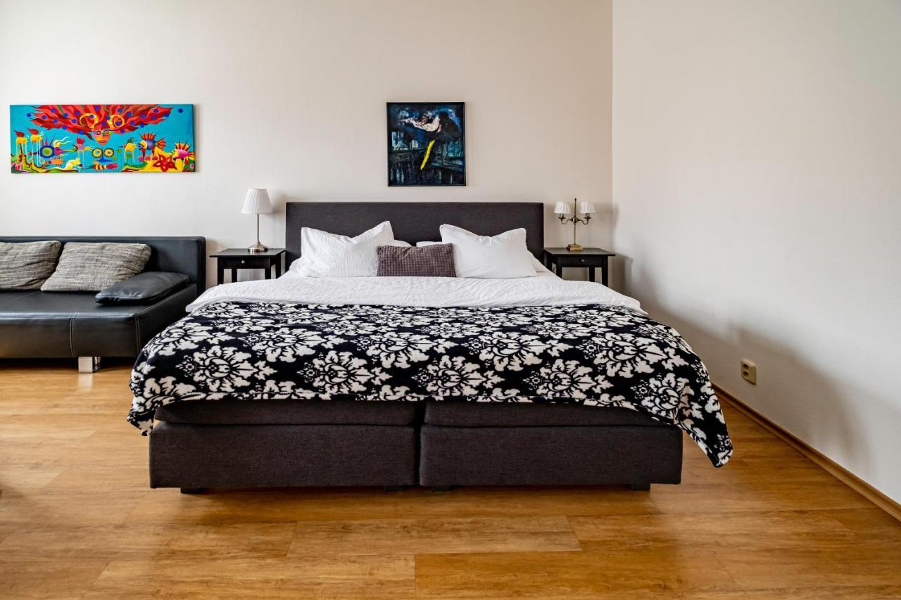 Apartmany Gulliver Микулов Екстериор снимка