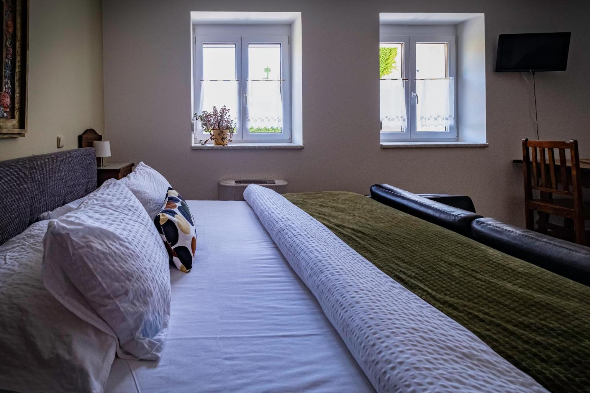 Apartmany Gulliver Микулов Екстериор снимка