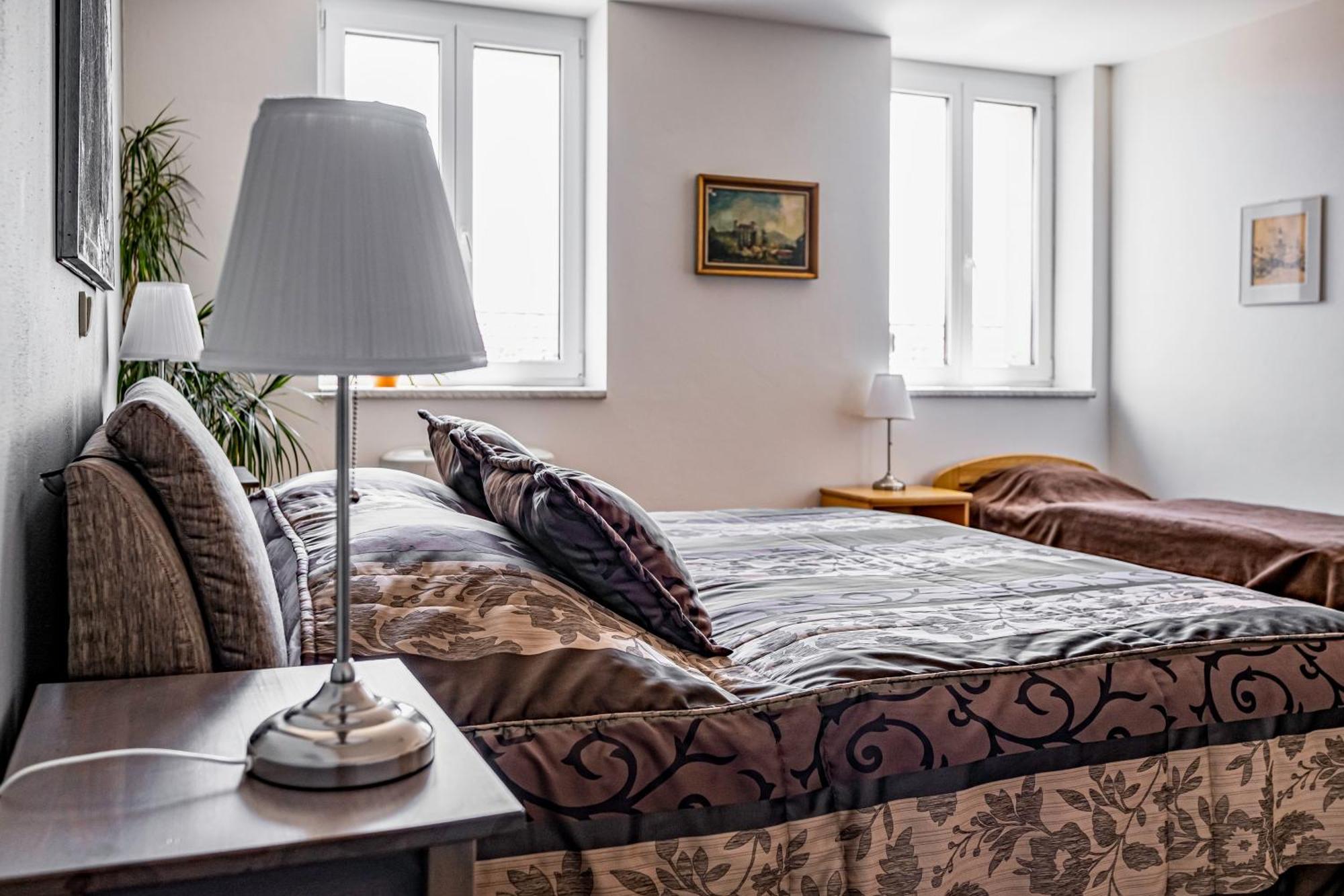 Apartmany Gulliver Микулов Екстериор снимка
